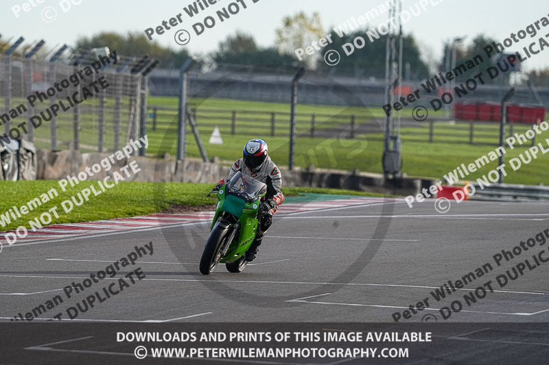 donington no limits trackday;donington park photographs;donington trackday photographs;no limits trackdays;peter wileman photography;trackday digital images;trackday photos